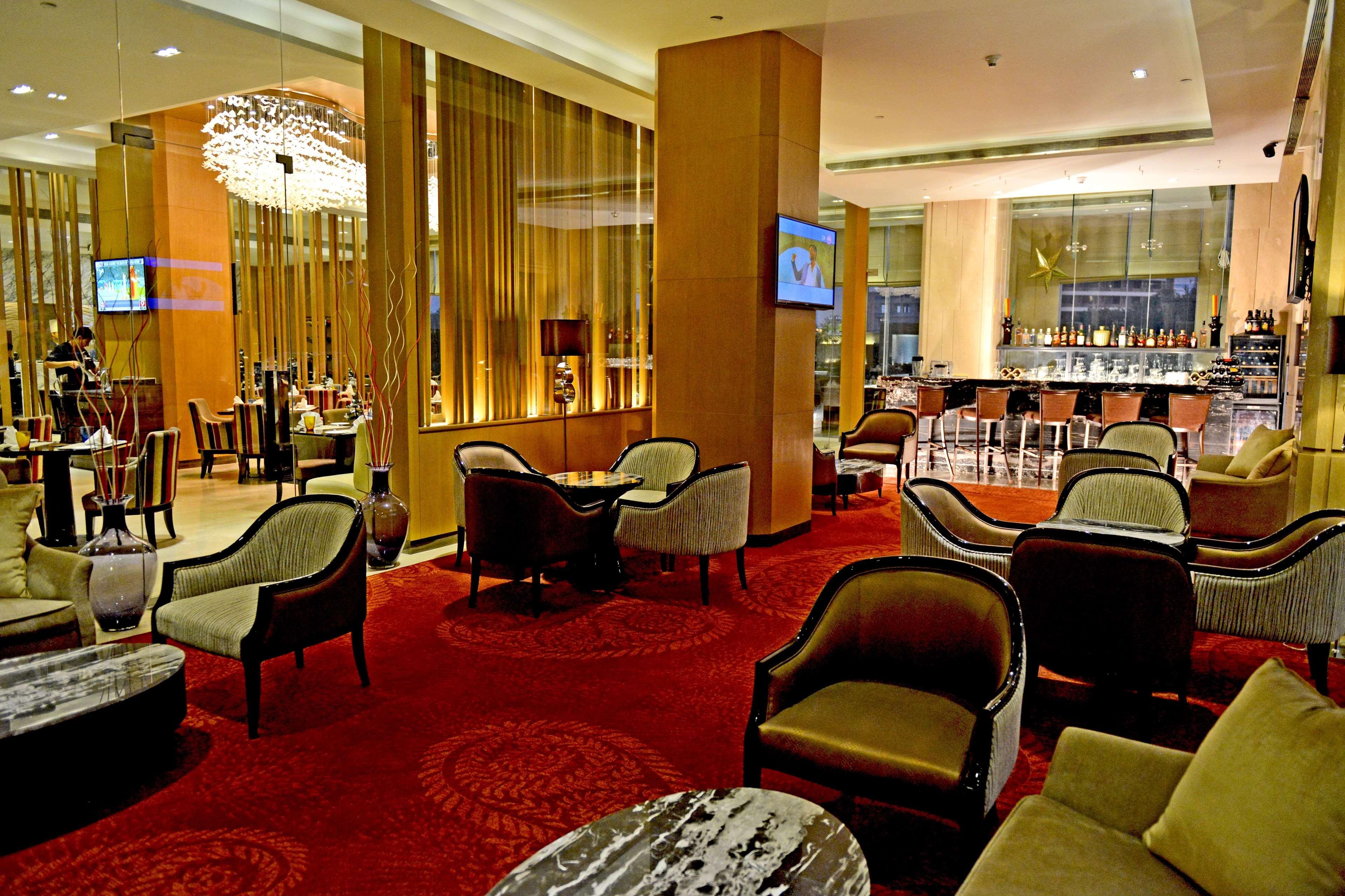 Radisson Blu Jaipur Ξενοδοχείο Εστιατόριο φωτογραφία